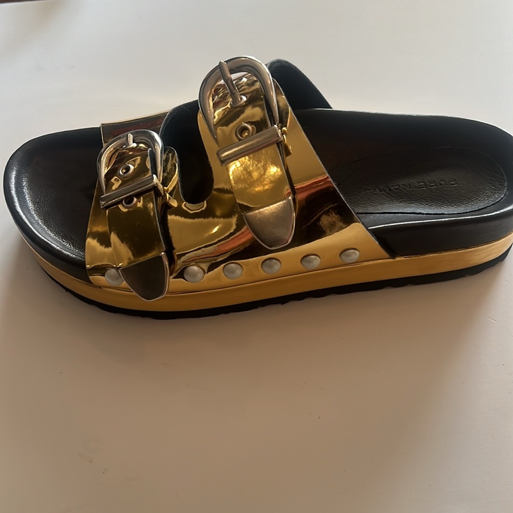 Gold metallic pearl detail footbed sandal-never worn-size 9